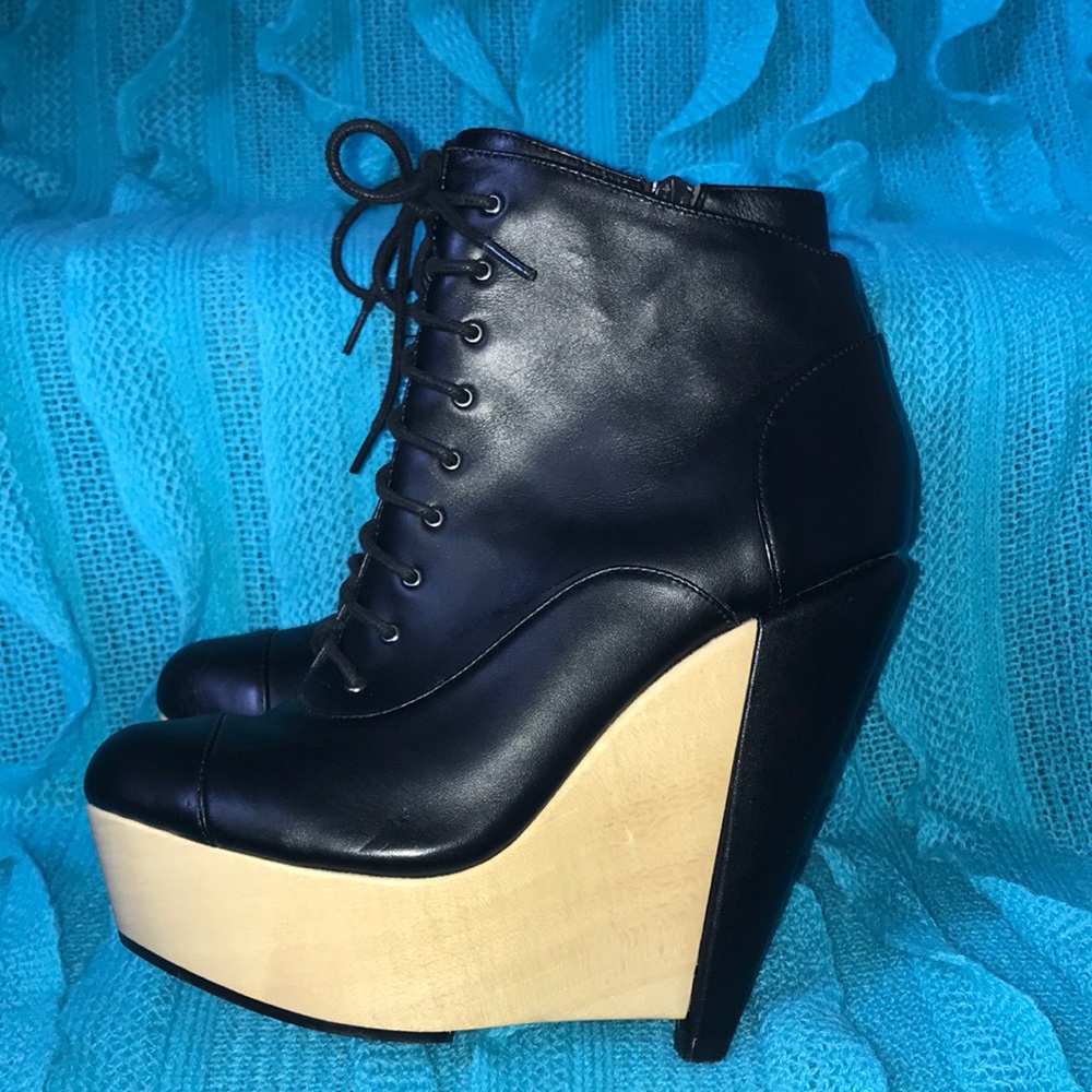 🥾Kelsi Dagger Wedge Lace Ankle Boots WS54